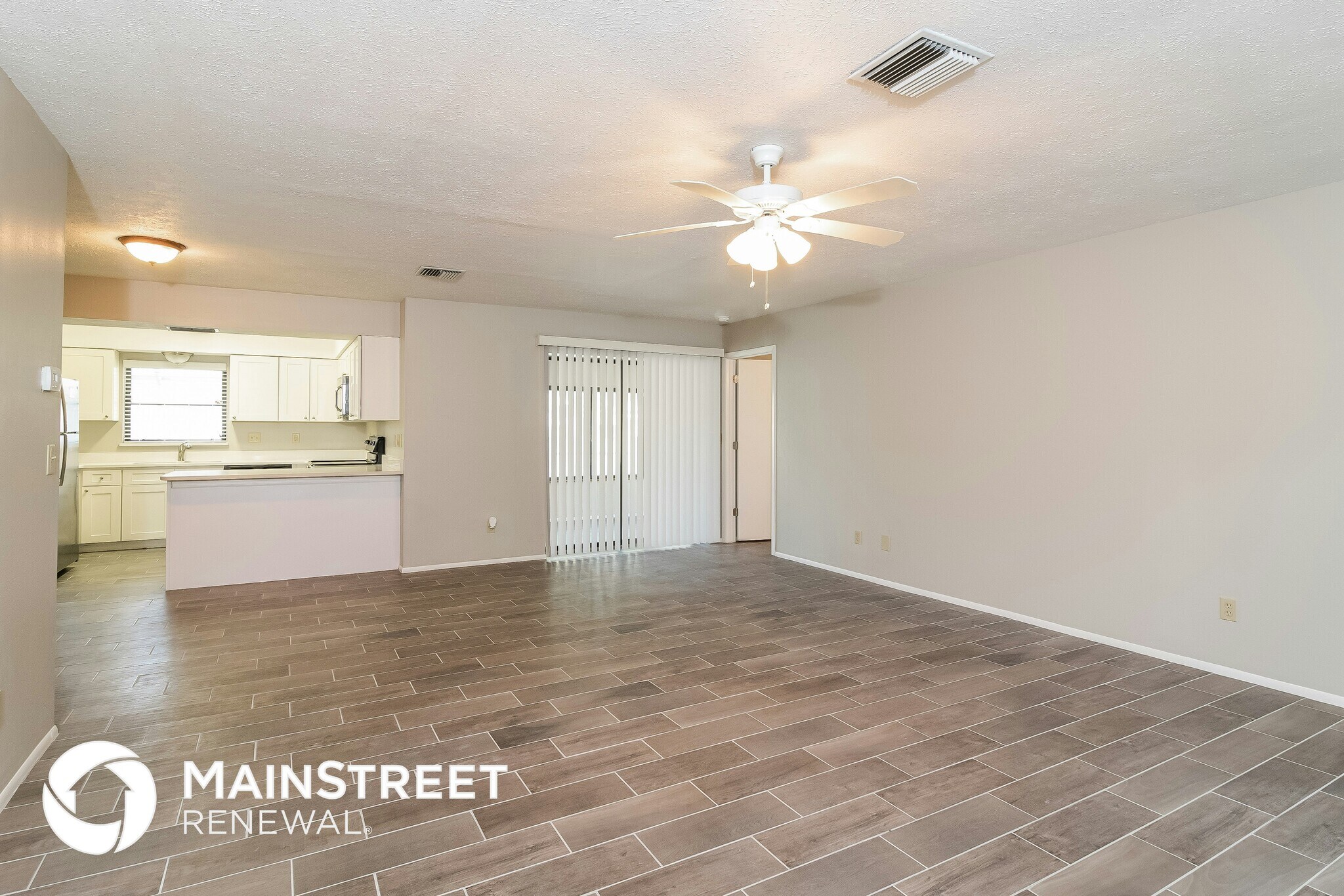 Building Photo - 141 Loyola Rd