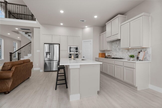 Building Photo - 359 Mallorn Ln