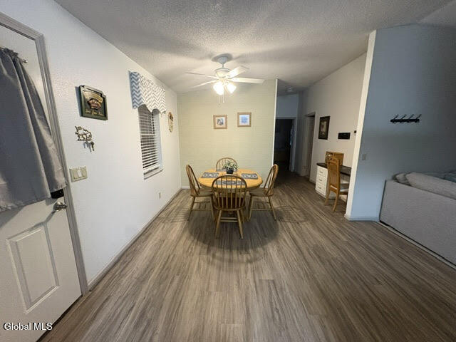 Building Photo - 932 Chula Ct