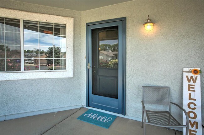 Building Photo - 9540 E Whipsaw Ln