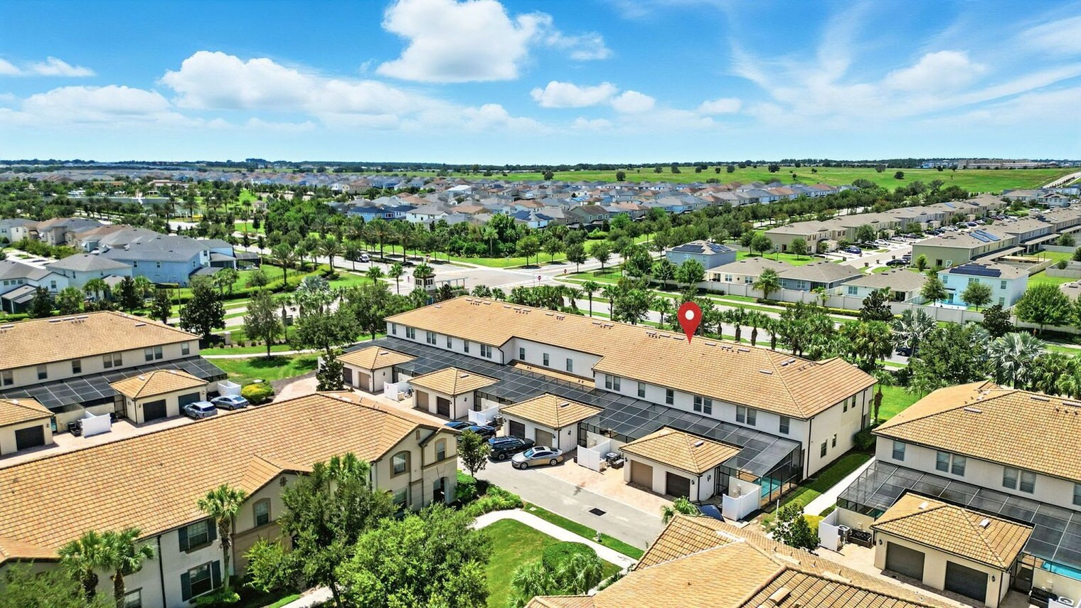 Building Photo - 1949 Majorca Dr