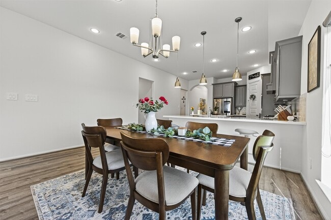 Building Photo - 2703 Tanager Trace