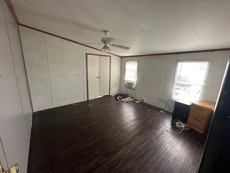 Building Photo - 39 Tiffany Dr