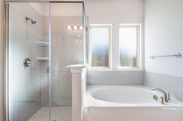 Building Photo - 1725 Blakely Pl