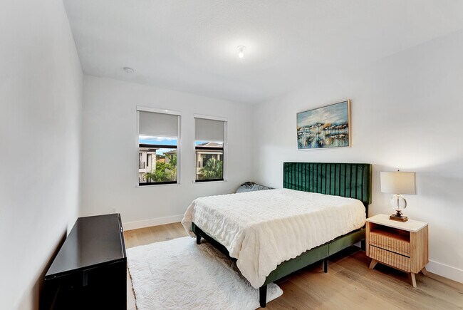 Building Photo - 8125 Crystal Downs Ave