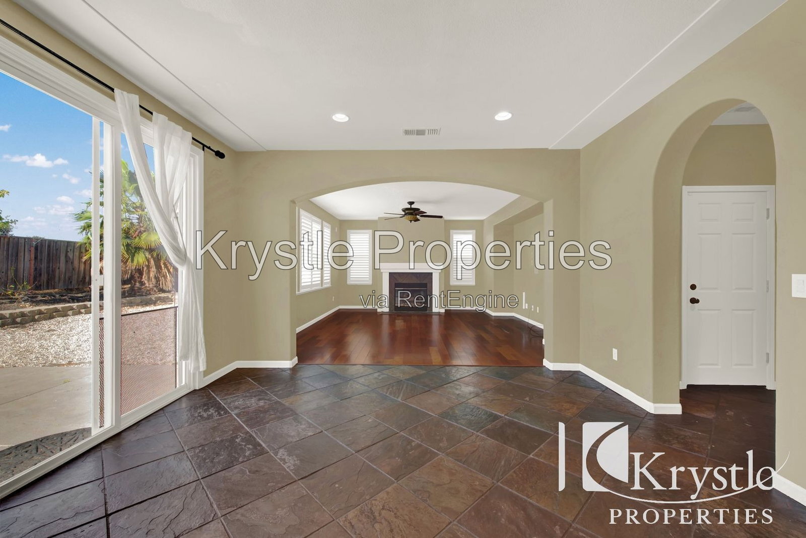 Building Photo - 625 Purple Martin Dr