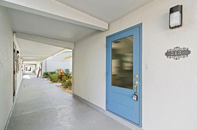 Building Photo - 212 Tuscany D