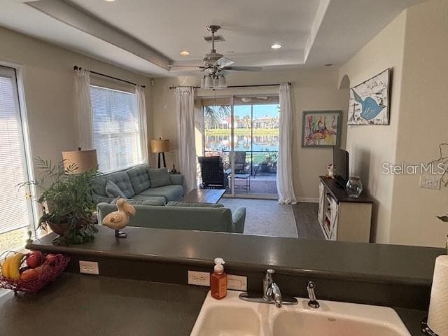 Building Photo - 102 Mestre Ct