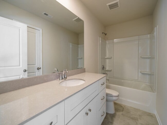 Building Photo - 1 Year Old New Home With 3 Bedroom 2.5 bat...