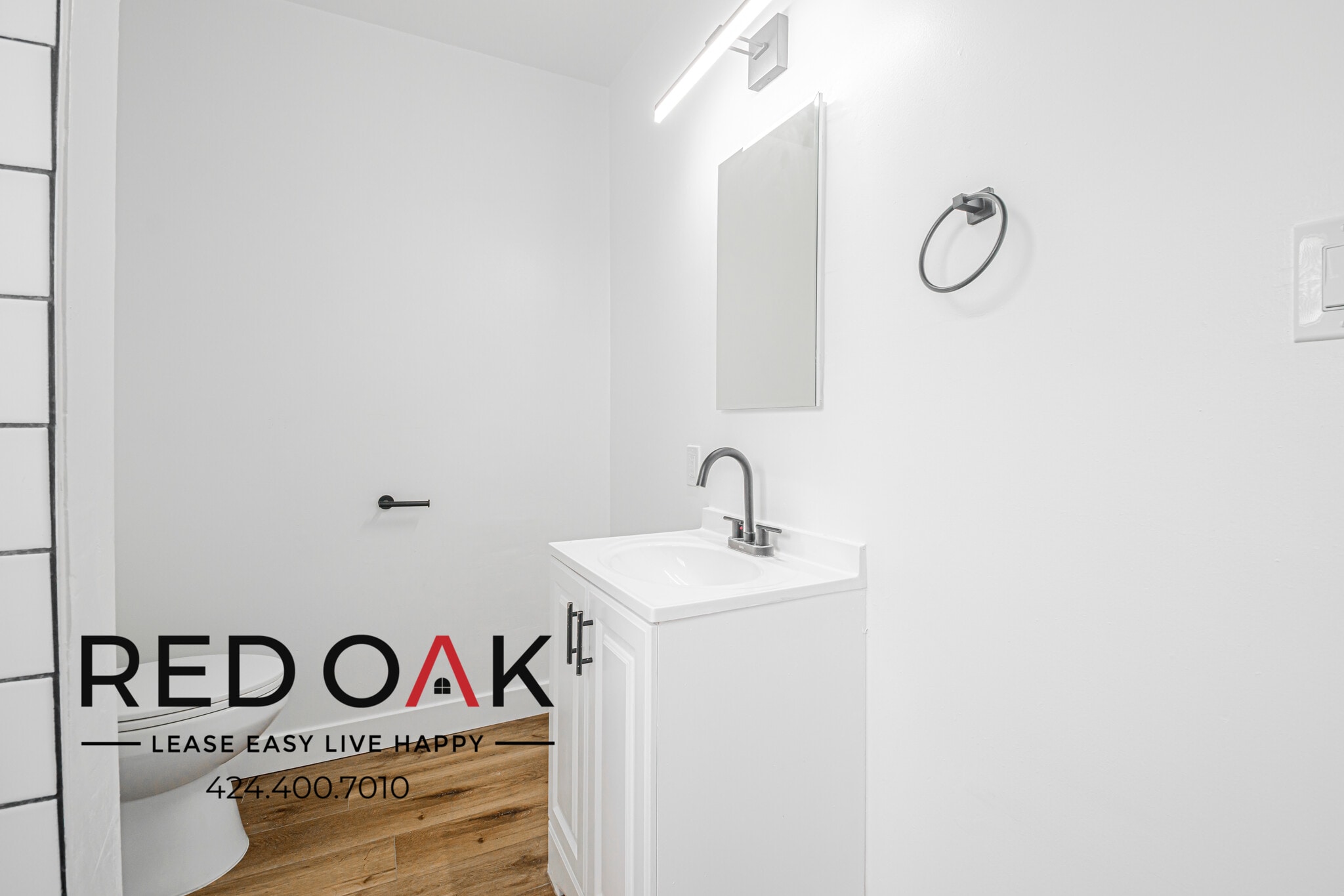 Building Photo - 153 S Ave 57