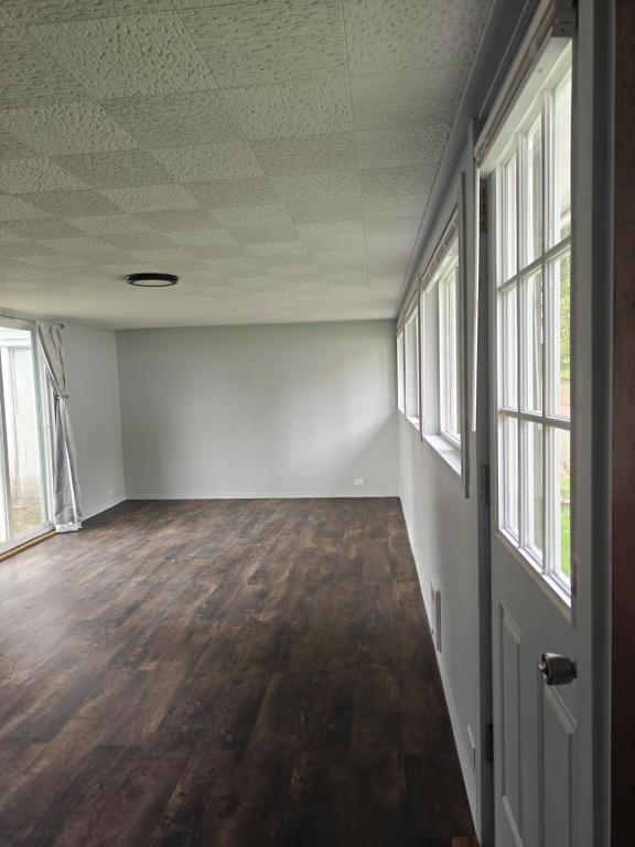 Building Photo - 35368 Devonshire Ct