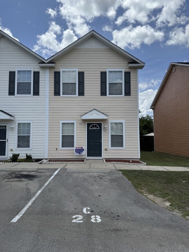 Primary Photo - Townhouse in Downtown Crawfordville