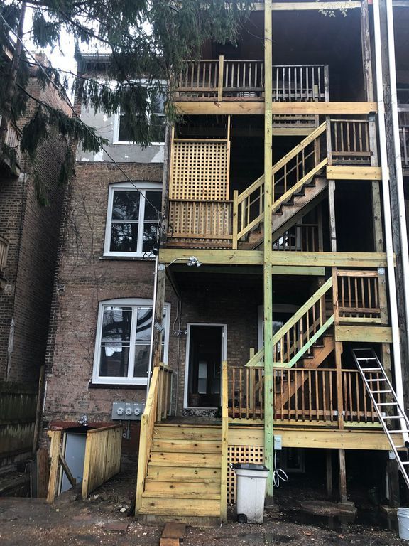 Building Photo - 6136 S Ingleside Ave