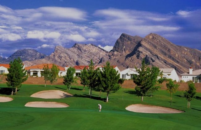 Building Photo - Serene Retreat Furnished 2 Bedroom Sun City Summerlin Home