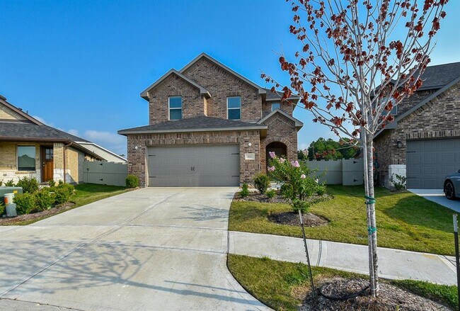 Primary Photo - 9205 Inland Leather Ln