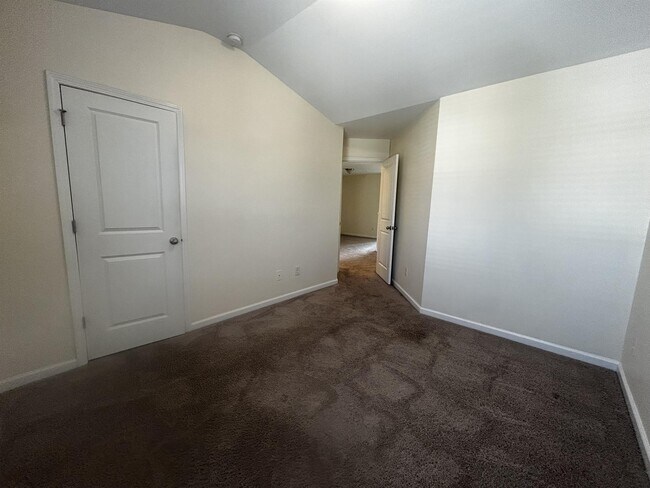 Building Photo - 1047 Haley Woods Ct
