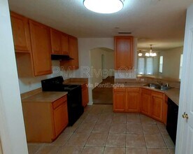 Building Photo - 3800 Pebble Brooke Circle South