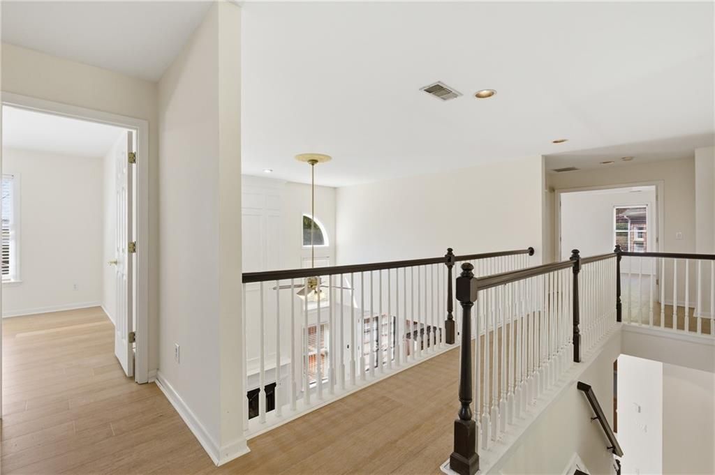 Building Photo - 1702 Clay Brooke Ct SE