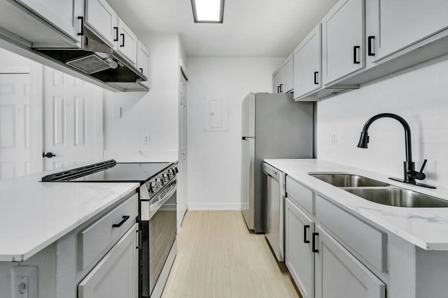 Primary Photo - Residences at Bear Creek