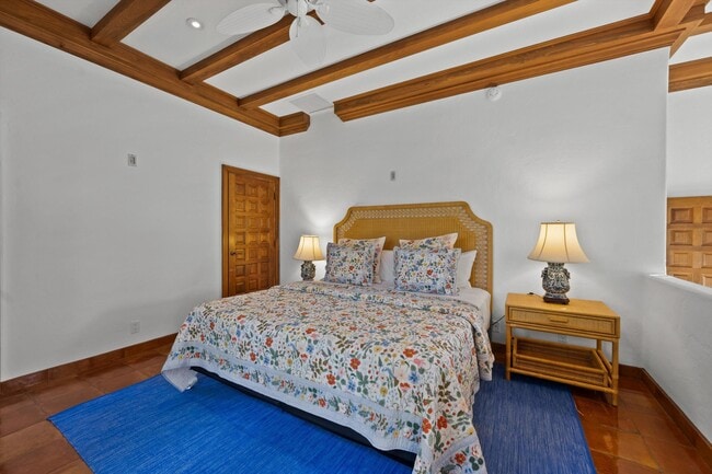 Building Photo - 240 N Ocean Blvd