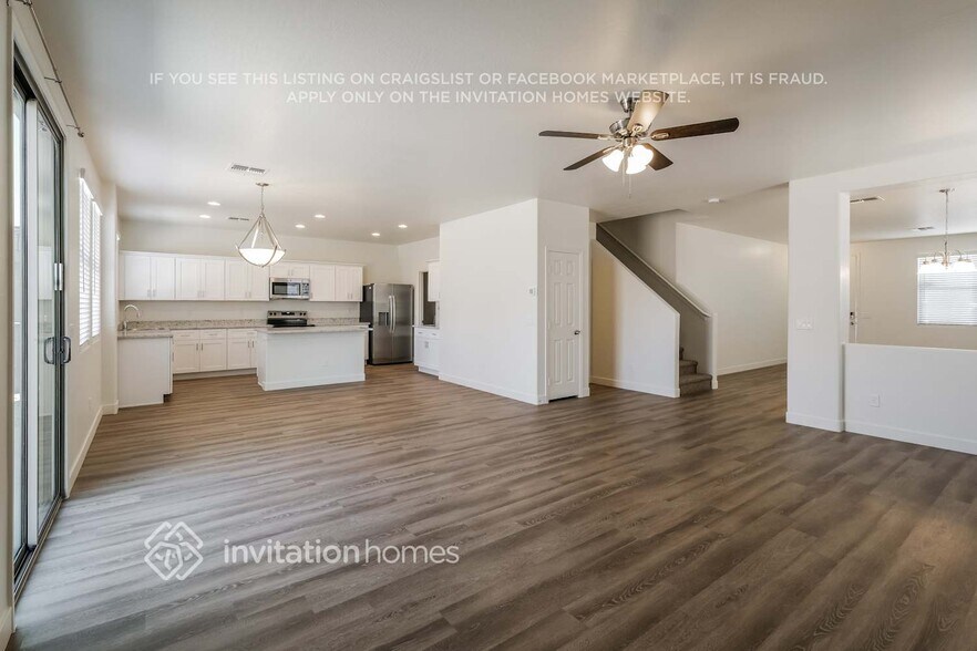 Building Photo - 1806 E Patrick Ln