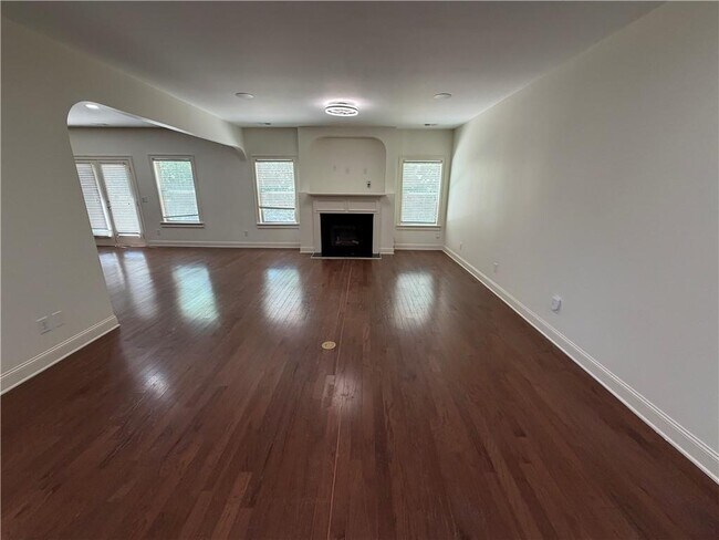 Building Photo - 4805 Carriage Bridge Ln