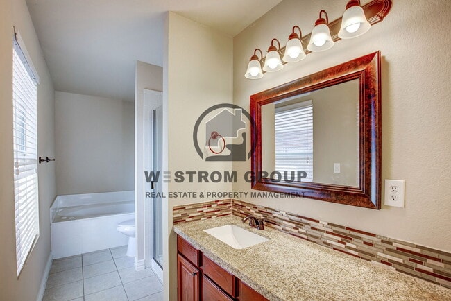 Building Photo - 10856 Devontree Dr