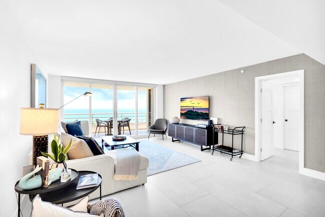 Building Photo - 4101 N Ocean Blvd