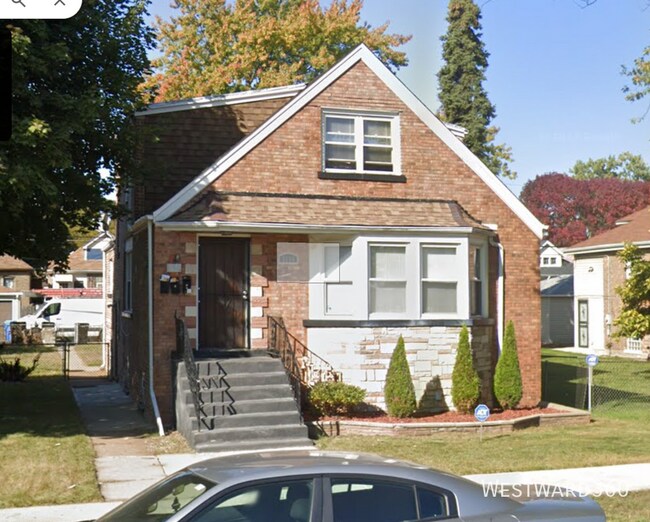 Primary Photo - 9150 S Colfax Ave