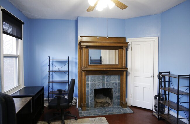 Building Photo - 405 West St