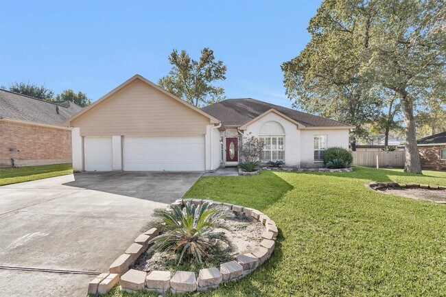 Building Photo - 147 April Waters Dr W