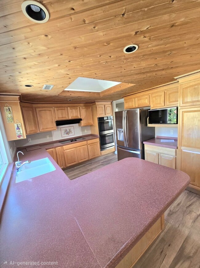 Building Photo - Beautiful spacious home in a lovely neighborhood near Cal Lu! RV Parking!