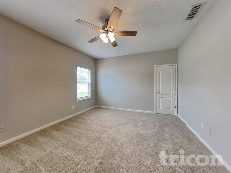 Building Photo - 4430 Song Sparrow Dr