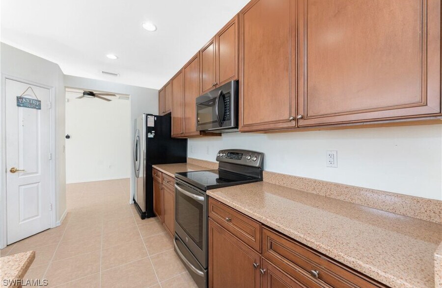 Building Photo - 3310 Midship Dr