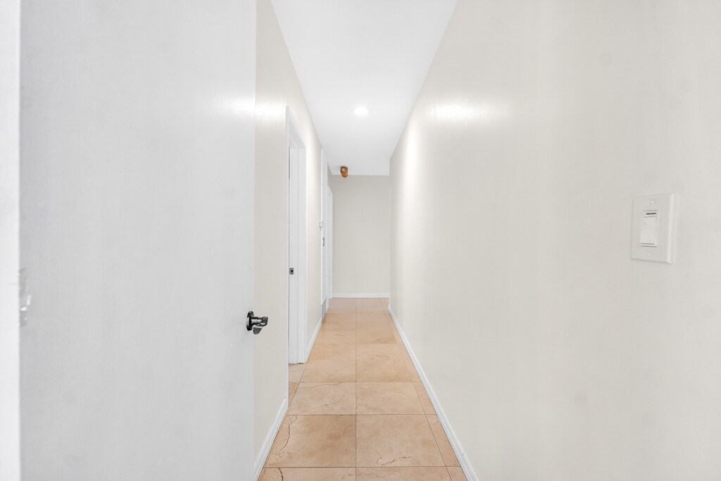 Building Photo - 4615 Arriba Dr