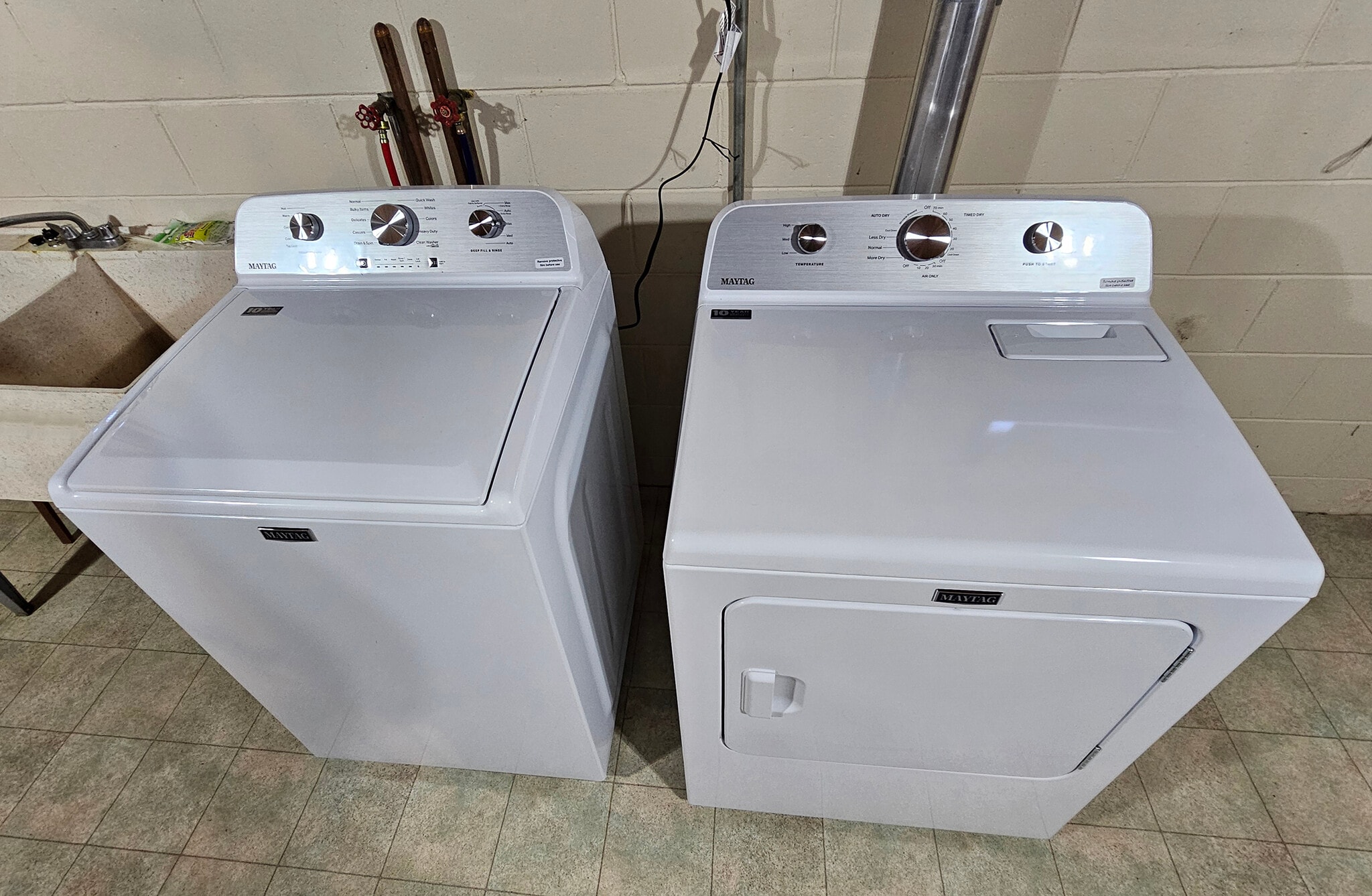 Building Photo - 1479 Redfield St