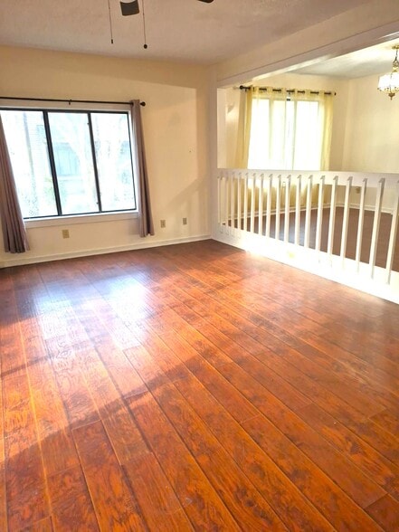 Building Photo - 217 Bridgewater Dr