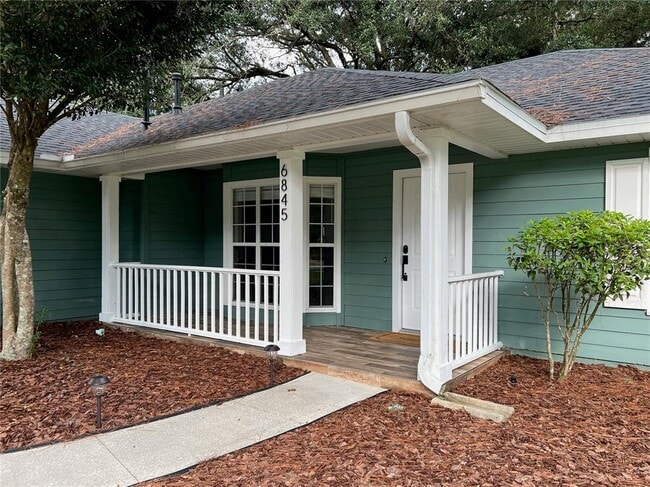 Building Photo - 6845 SW 81st St