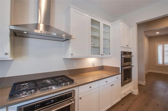 Building Photo - 3597 Royal Fortune Dr