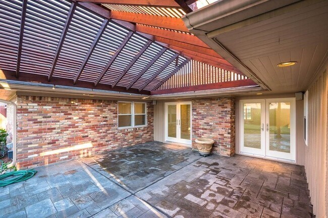 Building Photo - 5046 Yarwell Dr