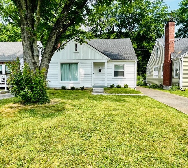 Building Photo - Three Bedroom Modern Farmhouse in Southern...