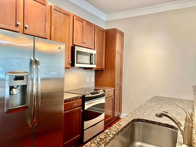 Building Photo - MYERS PARK! Welcome to your new home in Charlotte, NC!