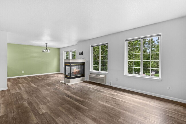 Building Photo - Luxury Loft Apartment- Downtown Canby