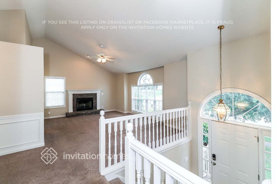 Building Photo - 4067 Mt Vernon Dr