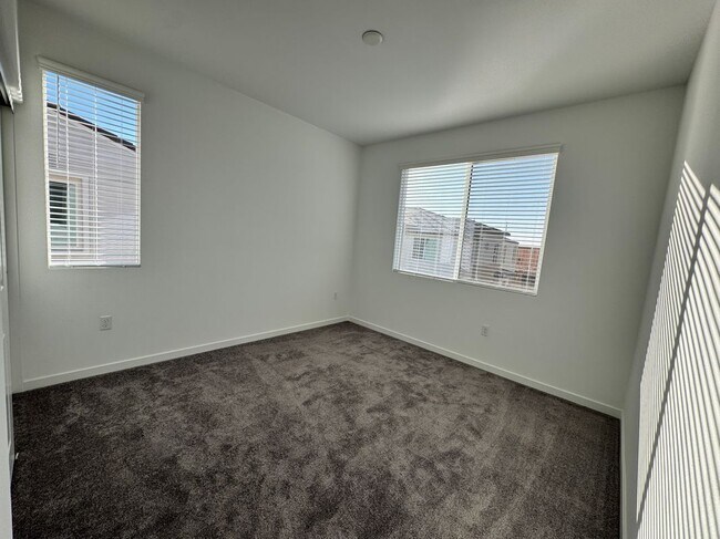 Building Photo - 4229 S Angel Paseo