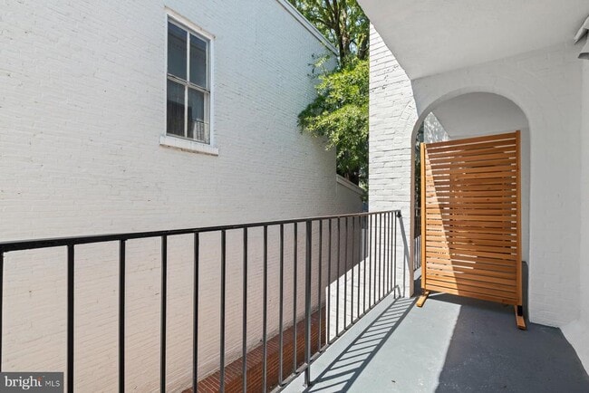 Building Photo - 207 S Patrick St