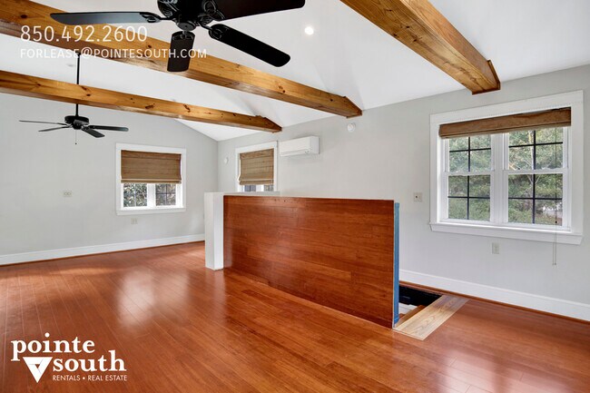 Building Photo - 18870 Highland Dr