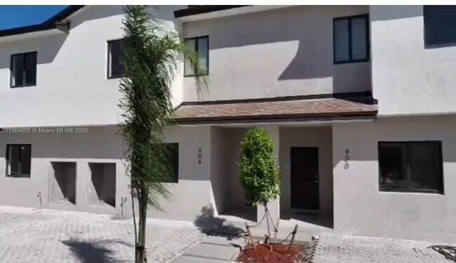 Building Photo - 4081 NW 1st Ter