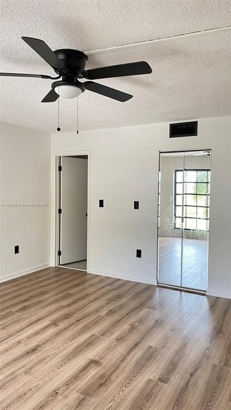 Building Photo - 5550 NW 44th St