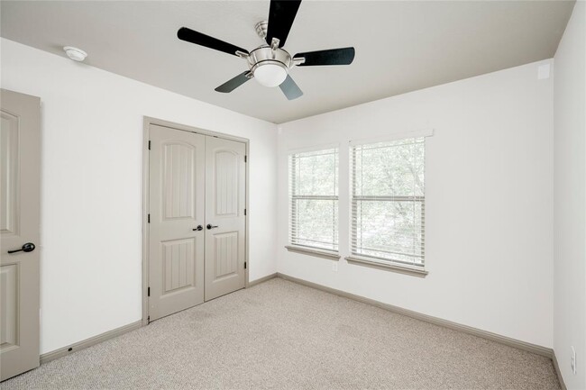 Building Photo - 483 McGarity